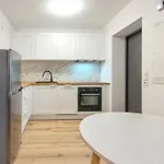 Sea Breeze By Platinium Lofts *