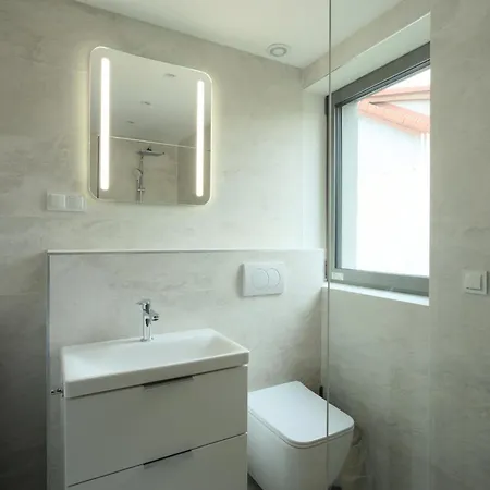 Sea Breeze By Platinium Lofts