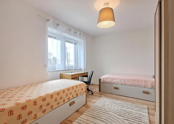 Sea Breeze By Platinium Lofts