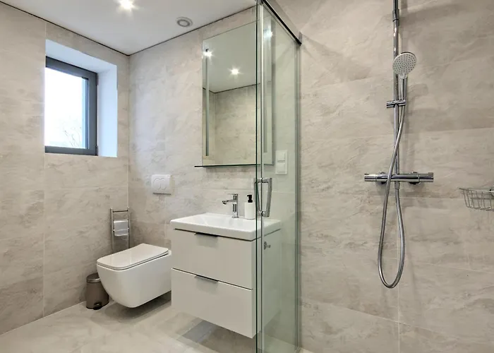 Sea Breeze By Platinium Lofts *